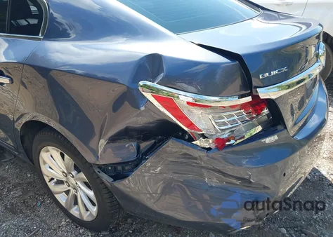 2015 Buick Lacrosse Leather z USA, uszkodzony, nr VIN 1G4GB5G39FF243958